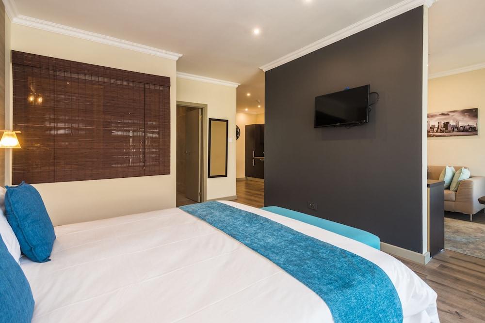 Protea Hotel By Marriott Gaborone Masa Square Exterior foto