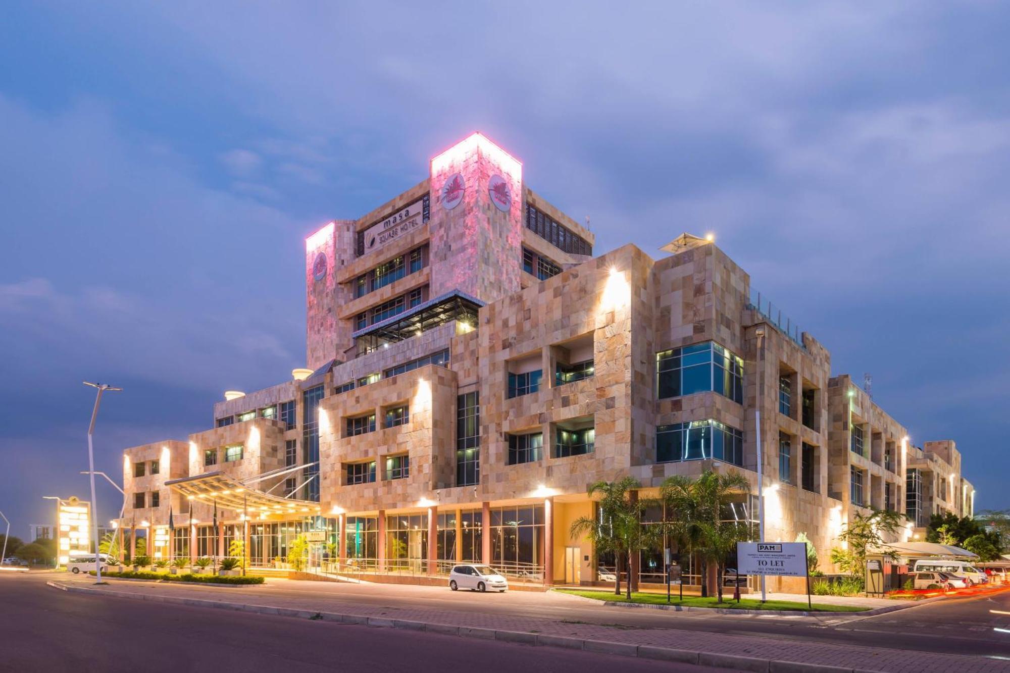 Protea Hotel By Marriott Gaborone Masa Square Exterior foto